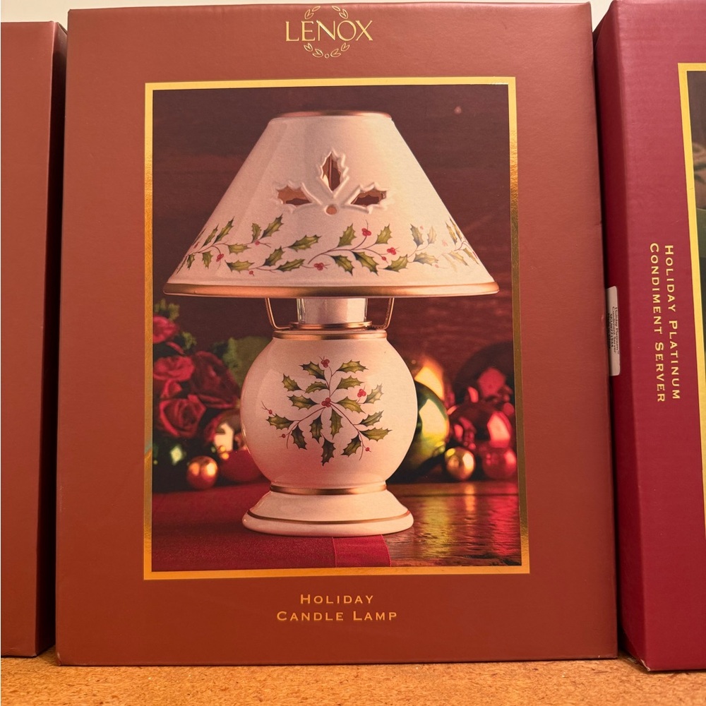 Lenox Festive Holly Candle Lamp